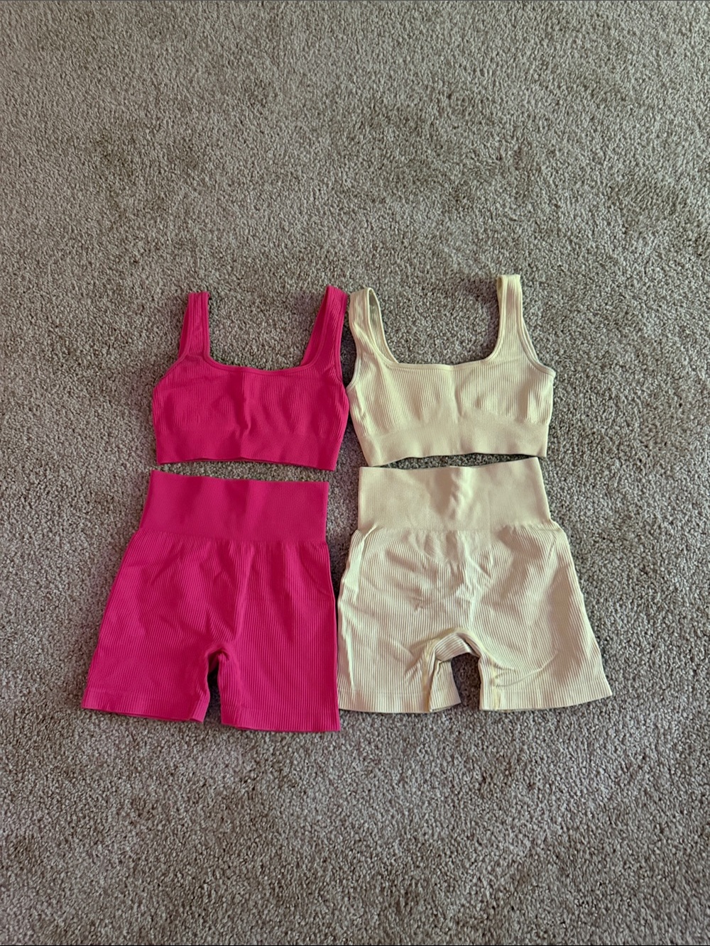 Seamless Ribbed Scoop Crop Tank and High-Waist Bike Shorts Set - Pink & Cream